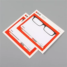 المفكرة مع الشعار